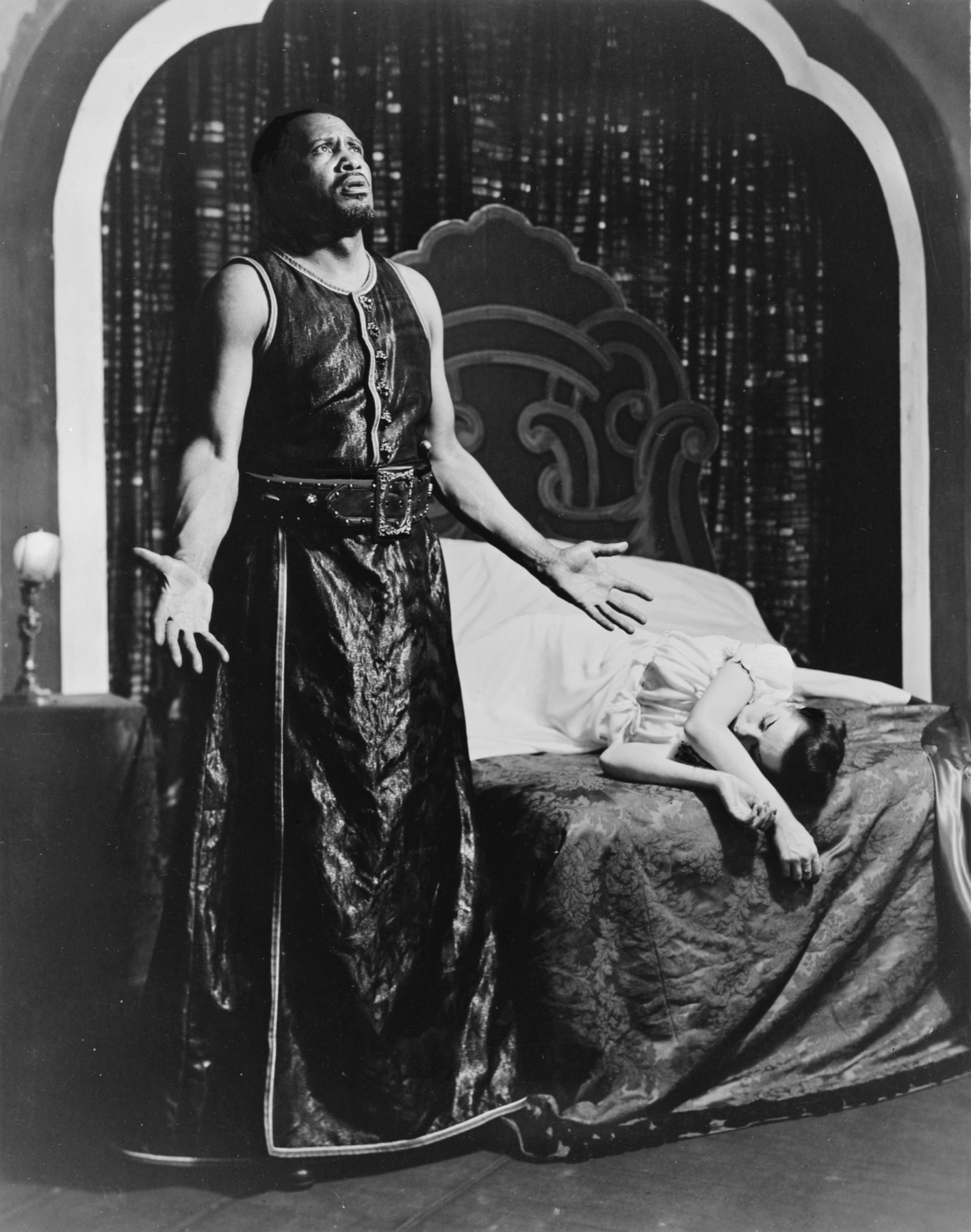 Paul Robeson as Othello and Uta Hagen as Desdemona in the Theatre Guild's Broadway production, 1943–44.